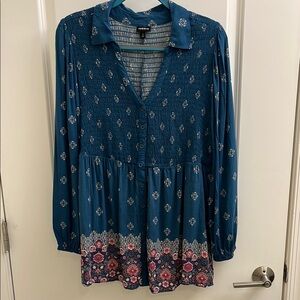 Torrid Size 1 Blue Smocked Button Front Collared Blouse